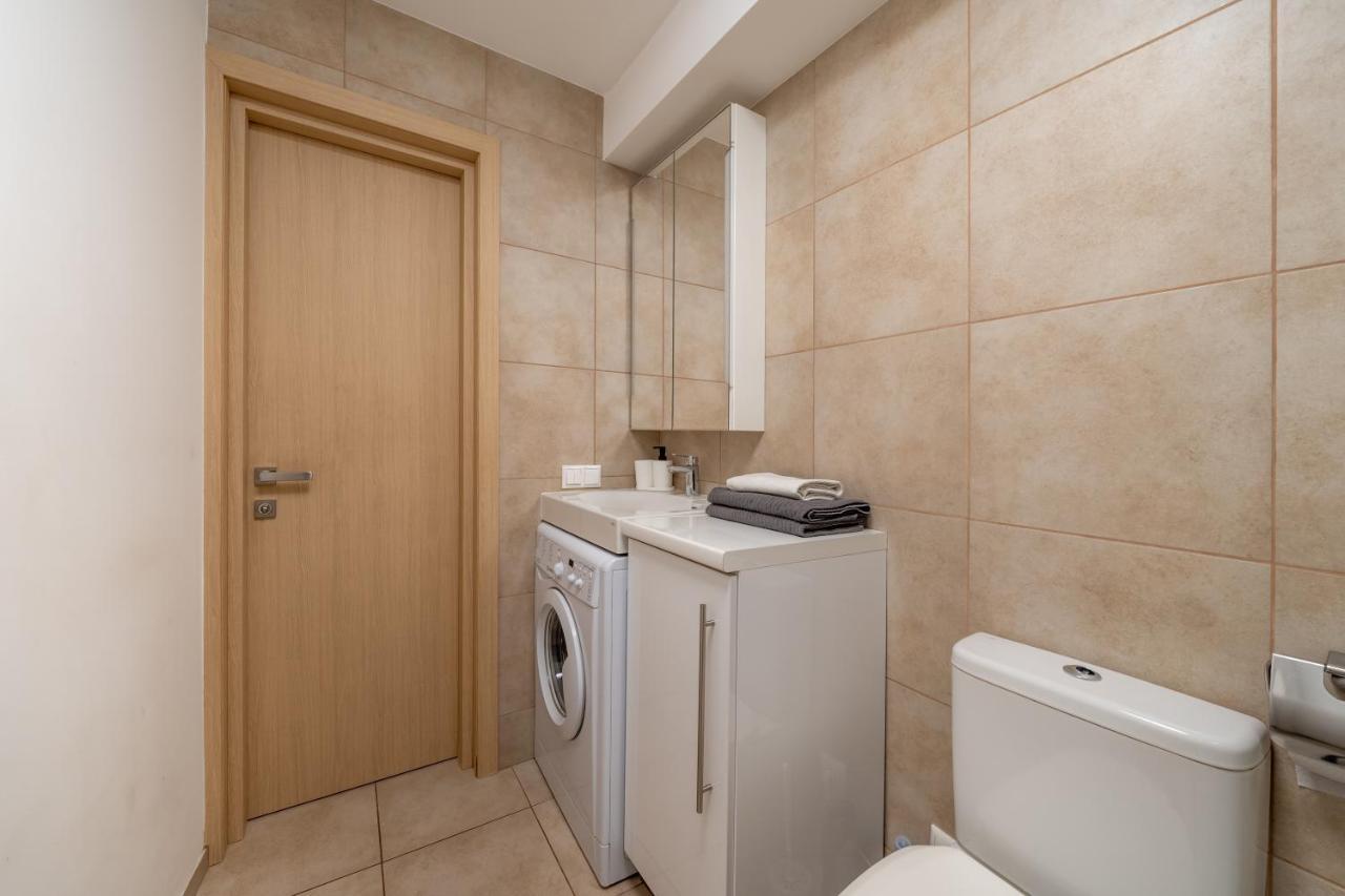 Trendy Top-Floor Stay In Heart Of Riga, Near Bars & Culture Eksteriør bilde